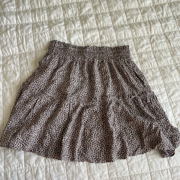 Cute bohme cheetah skirt! - Picture 2 of 3